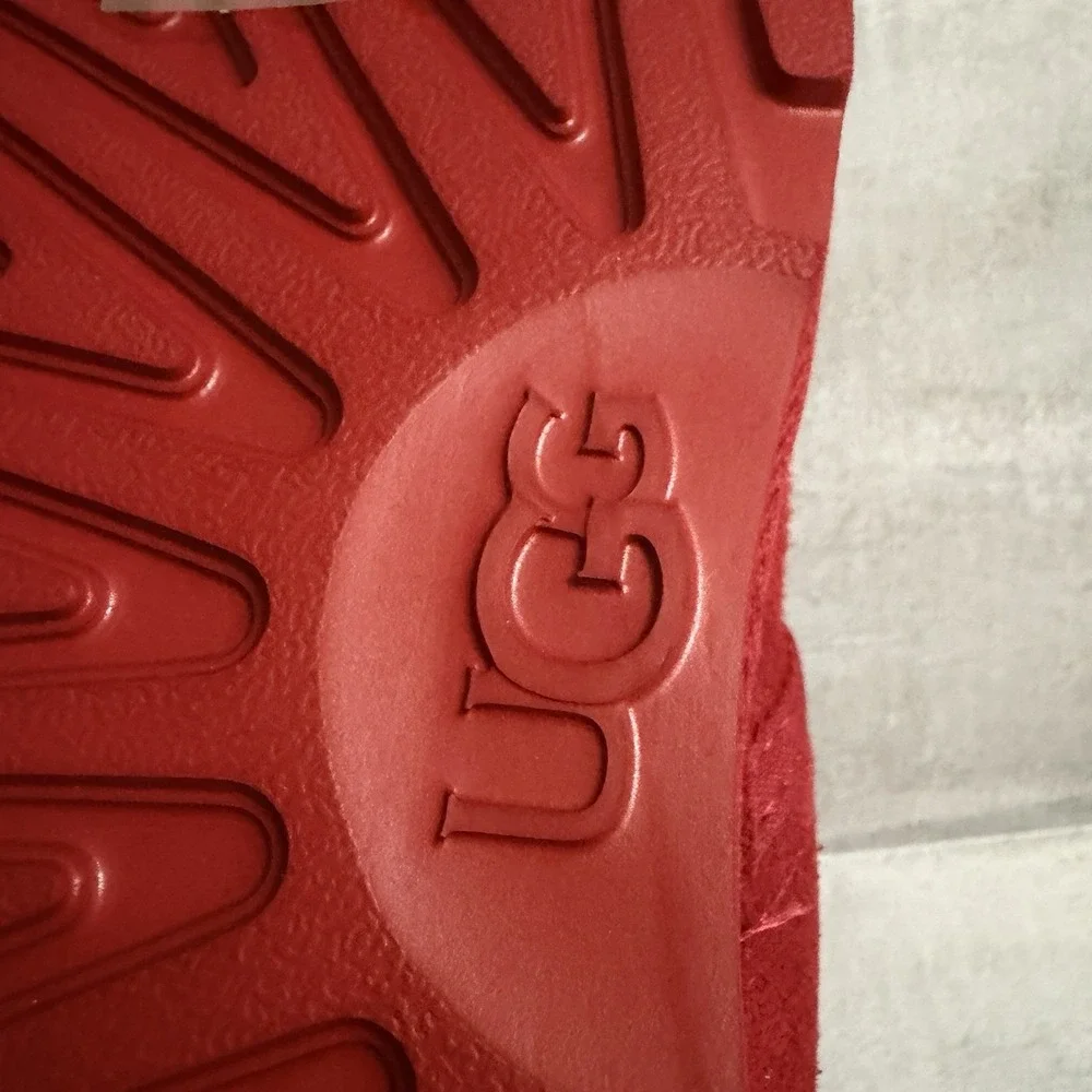UGG NEUMEL II Boots Samba Red 1017320K Brand‎ New Size 6 / 7.5